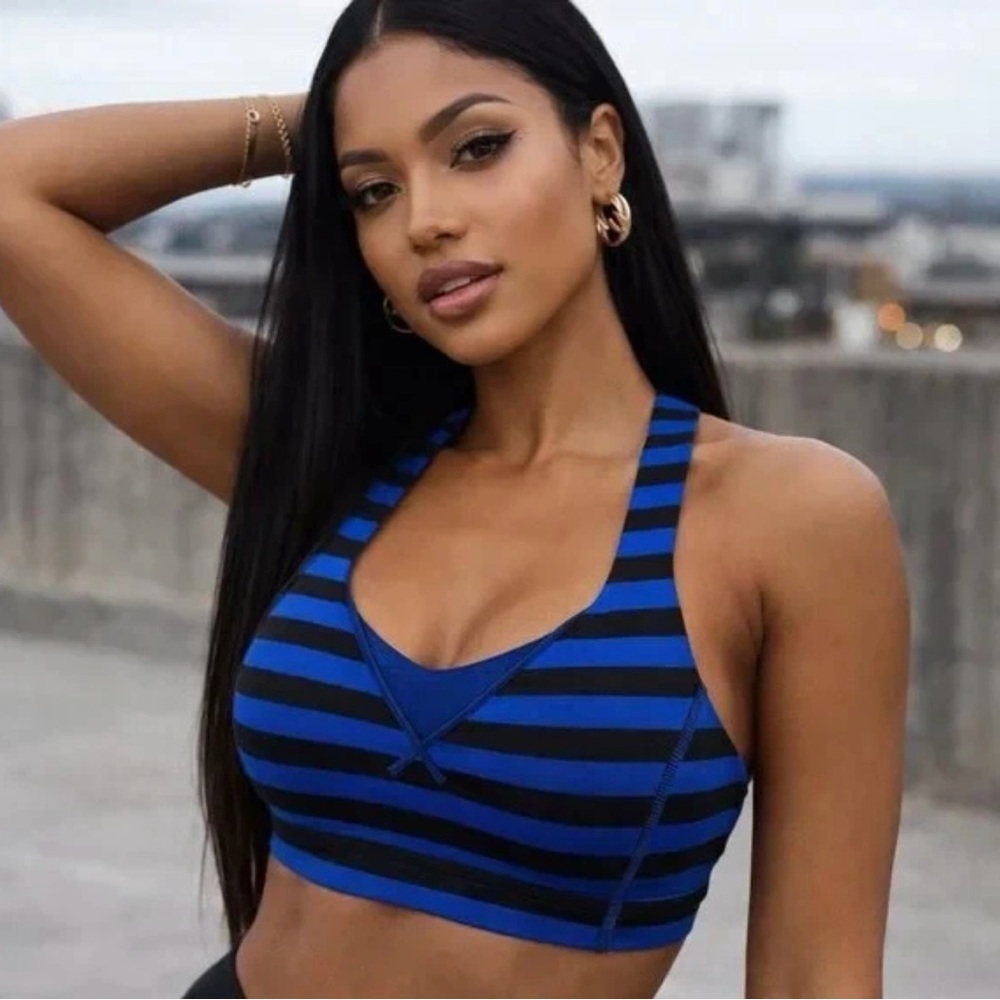 Lululemon In a Flash Blue & Black Striped Racerback Sports Bra